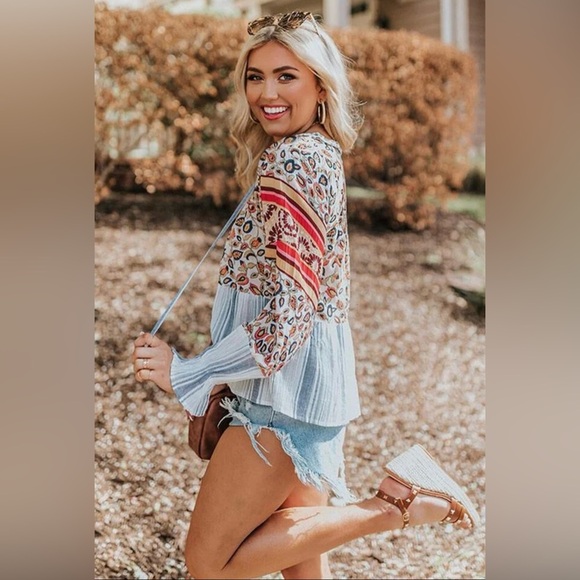 Loose Fit Floral Striped Blouse Top - Picture 3 of 8